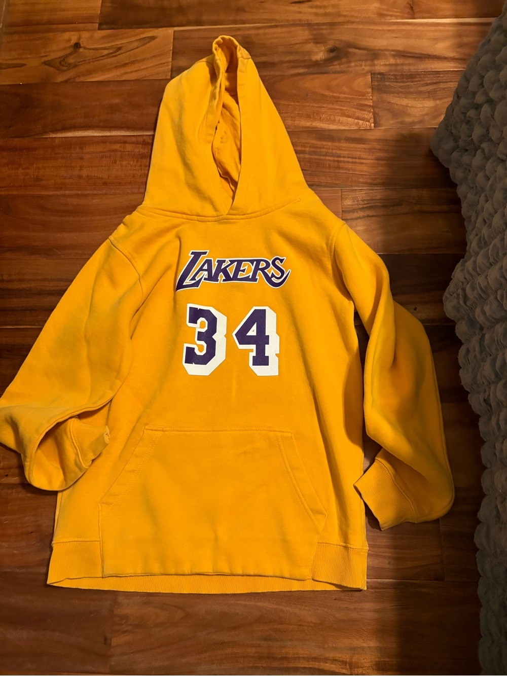 Mitchell & Ness Lakers Shaquille‎ O’Neal #34 Hoodie Youth Large 14-16 Gold NBA